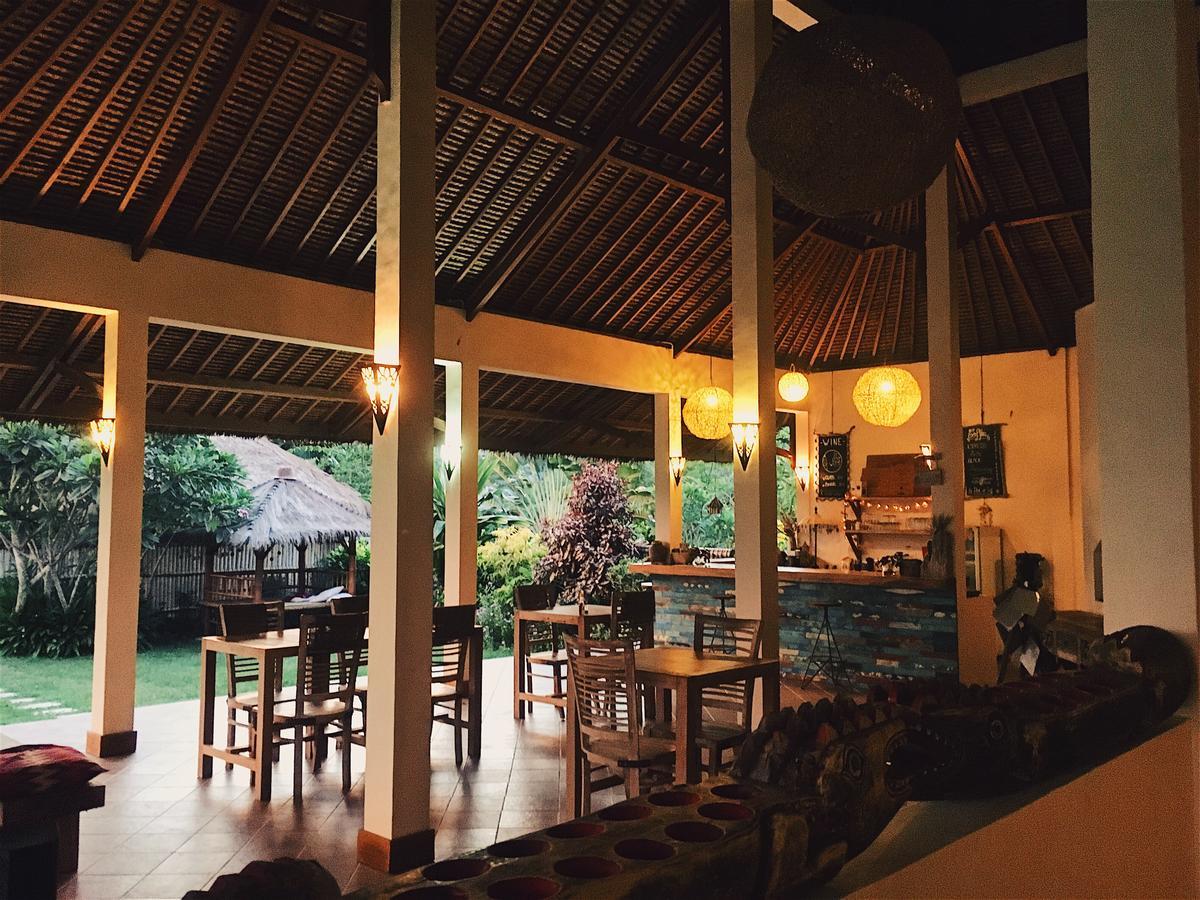 Owa Lodge Areguling Kuta  Экстерьер фото